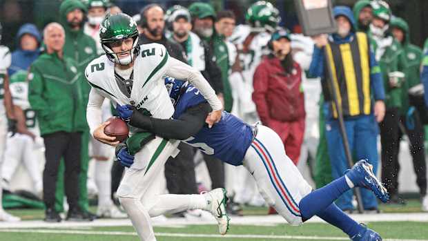 Jets' QB Zach Wilson is sacked by Giants' DE Kayvon Thibodeaux